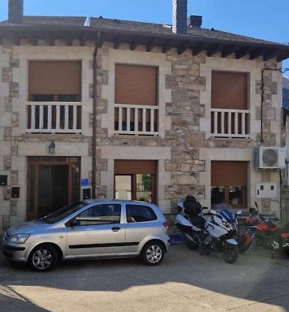 הוילה Lubián Casa Rustica Cesar מראה חיצוני תמונה